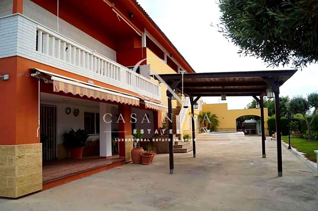 7 bedroom Villa for sale in Oliva Pueblo, Oliva with pool garage - € 1,650,000 (Ref: 9990141)