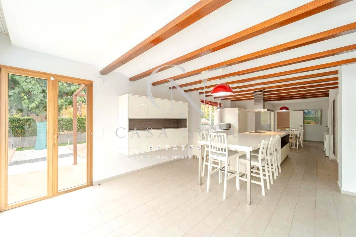 8 sypialnia Willa do wynajęcia w Betera z basenem garażem - 5 000 € (Ref: 9994691)