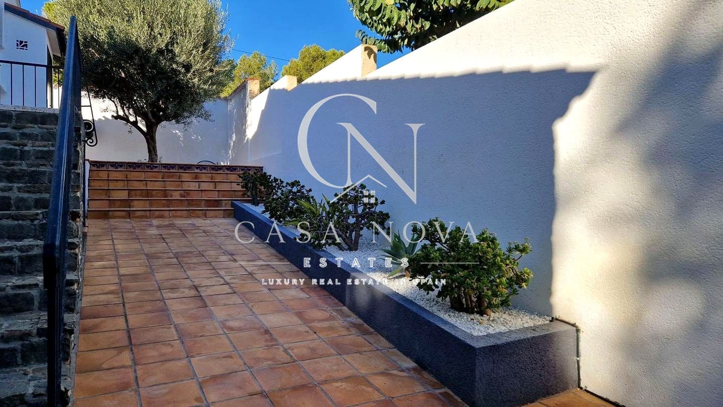 5 soverom Villa til salgs i Calpe / Calp med svømmebasseng - € 719 000 (Ref: 9994696)