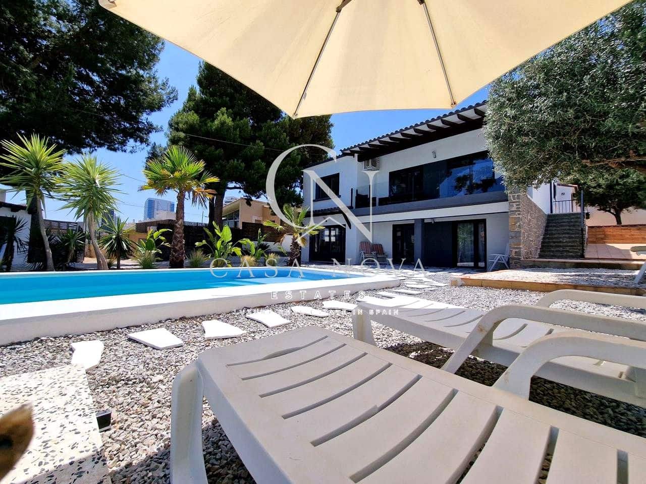 5 soverom Villa til salgs i Calpe / Calp med svømmebasseng - € 719 000 (Ref: 9994696)