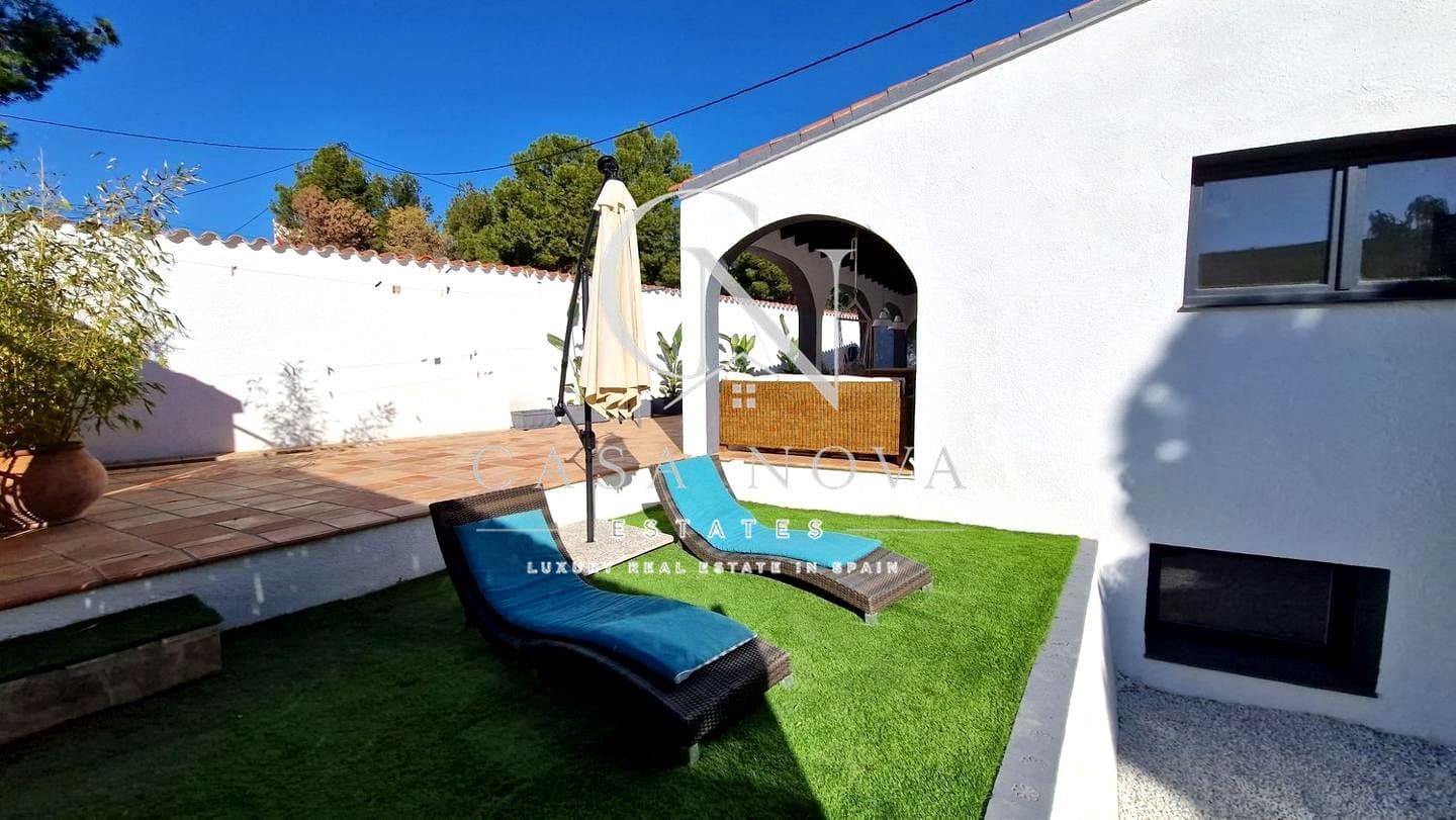 5 soverom Villa til salgs i Calpe / Calp med svømmebasseng - € 719 000 (Ref: 9994696)