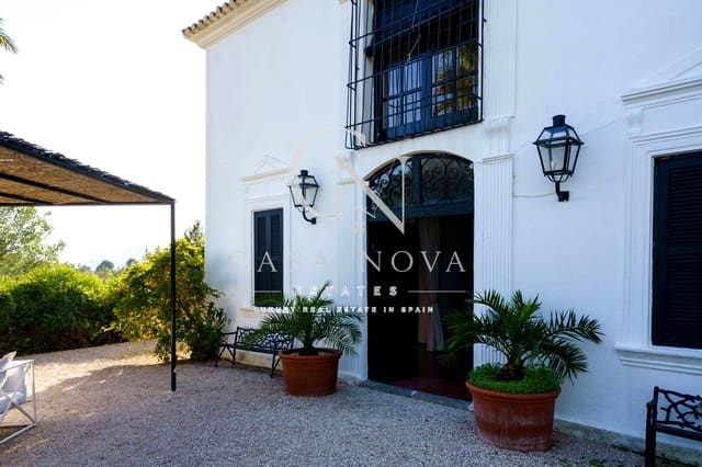 Chalet de 8 habitaciones en Altea en venta con piscina garaje - 3.200.000 € (Ref: 9996495)