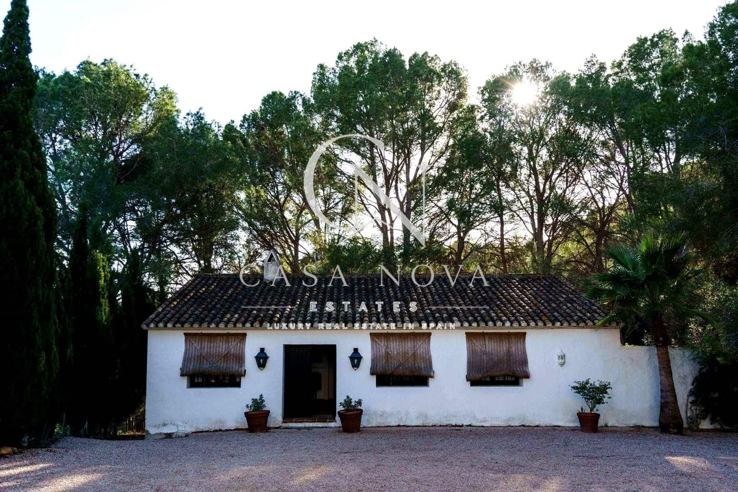 Chalet de 8 habitaciones en Altea en venta con piscina garaje - 3.200.000 € (Ref: 9996495)