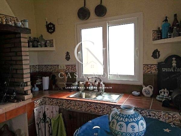 5 bedroom Villa for sale in Cumbre del Sol with pool garage - € 585,000 (Ref: 9996496)