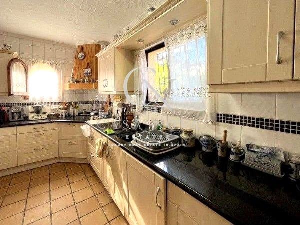 5 bedroom Villa for sale in Cumbre del Sol with pool garage - € 585,000 (Ref: 9996496)