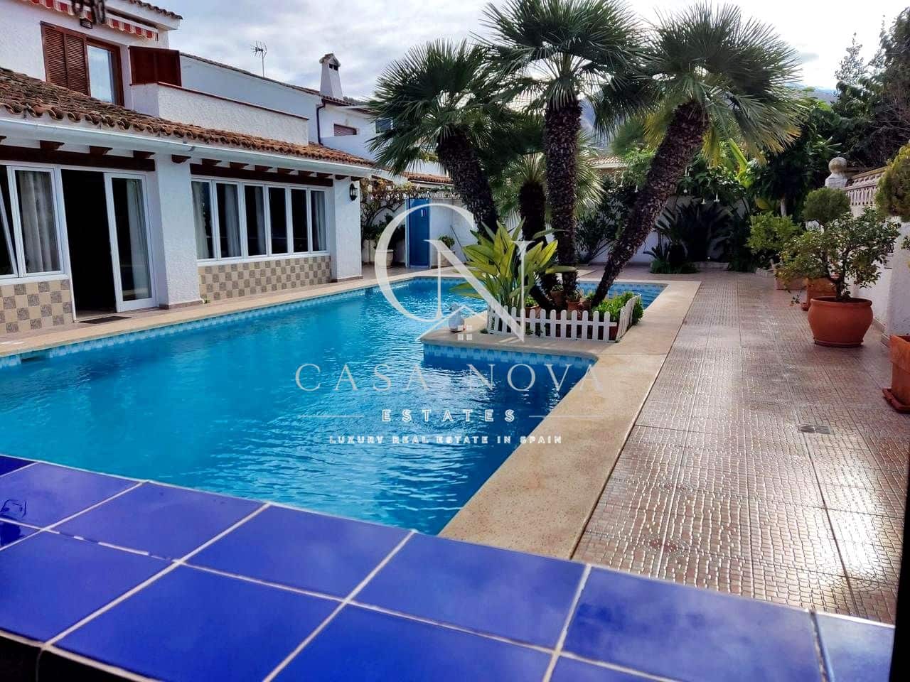 6 camera da letto Villa in vendita in Benidorm con piscina garage - 720.000 € (Rif: 9996568)