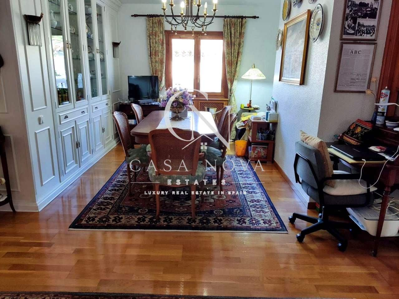 6 camera da letto Villa in vendita in Benidorm con piscina garage - 720.000 € (Rif: 9996568)