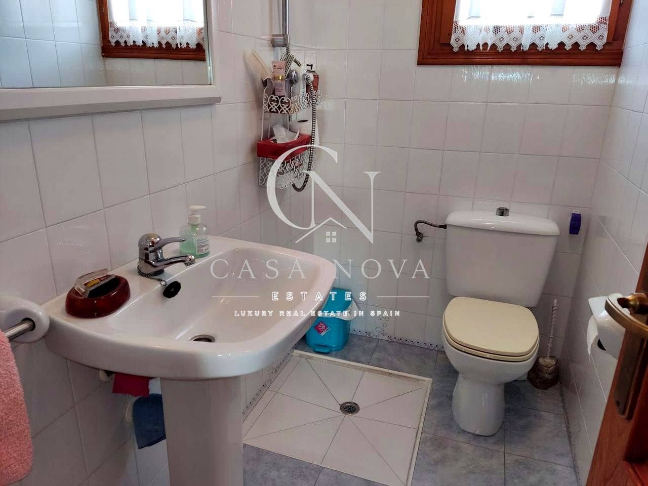 6 camera da letto Villa in vendita in Benidorm con piscina garage - 720.000 € (Rif: 9996568)