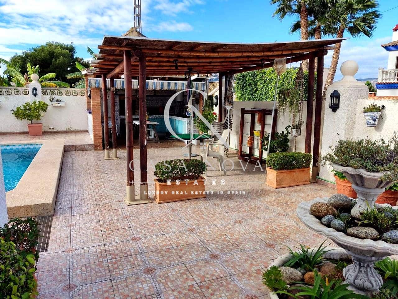 6 camera da letto Villa in vendita in Benidorm con piscina garage - 720.000 € (Rif: 9996568)