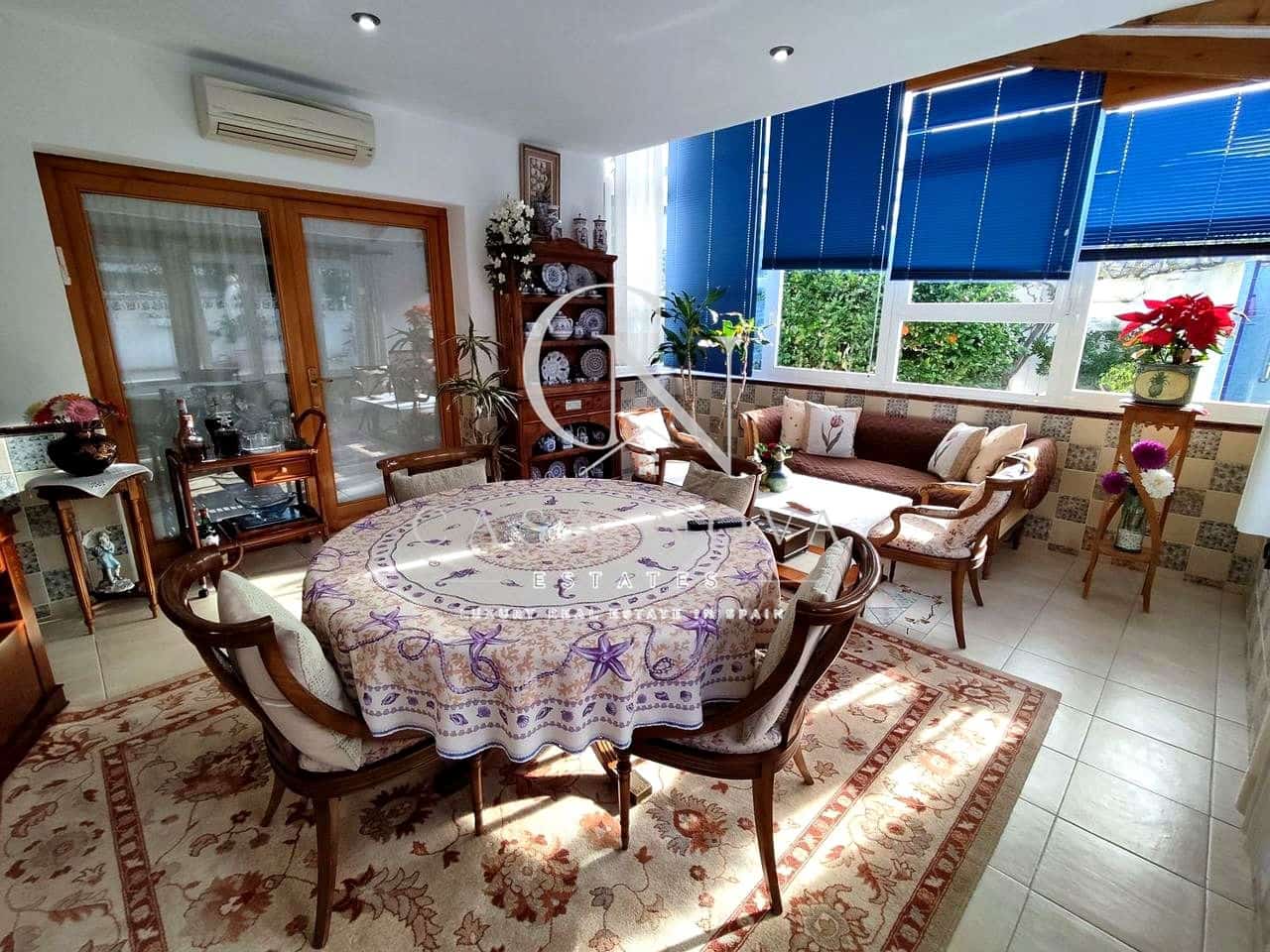 6 camera da letto Villa in vendita in Benidorm con piscina garage - 720.000 € (Rif: 9996568)