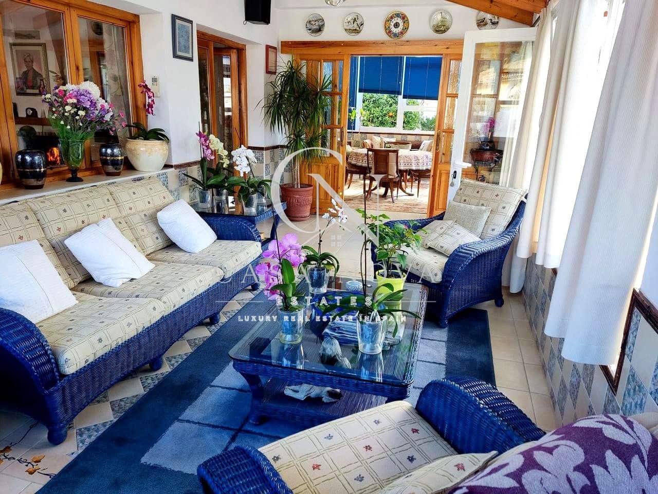 6 camera da letto Villa in vendita in Benidorm con piscina garage - 720.000 € (Rif: 9996568)