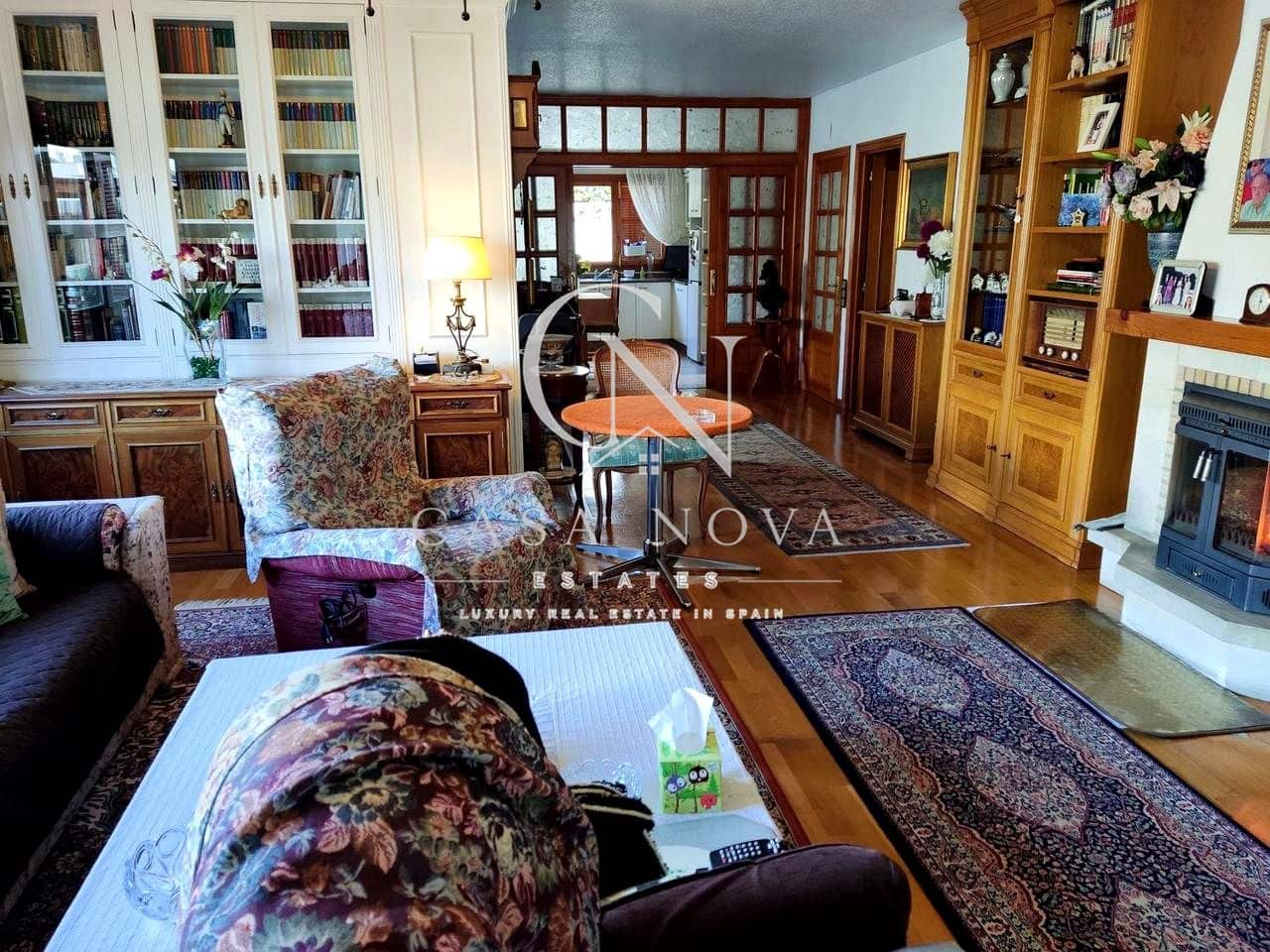 6 camera da letto Villa in vendita in Benidorm con piscina garage - 720.000 € (Rif: 9996568)