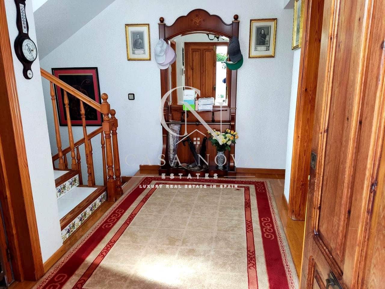 6 camera da letto Villa in vendita in Benidorm con piscina garage - 720.000 € (Rif: 9996568)