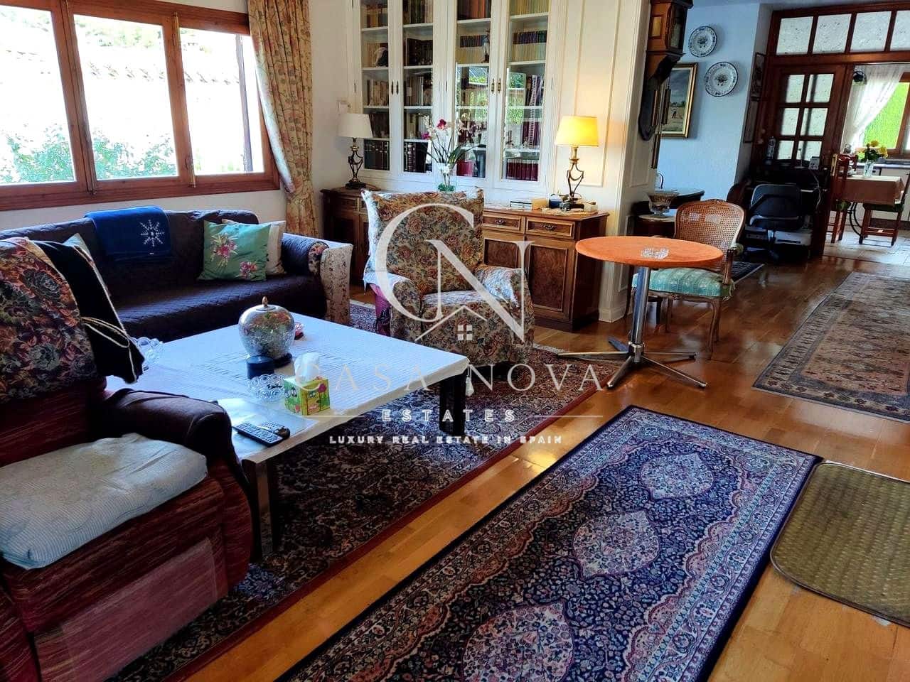6 camera da letto Villa in vendita in Benidorm con piscina garage - 720.000 € (Rif: 9996568)