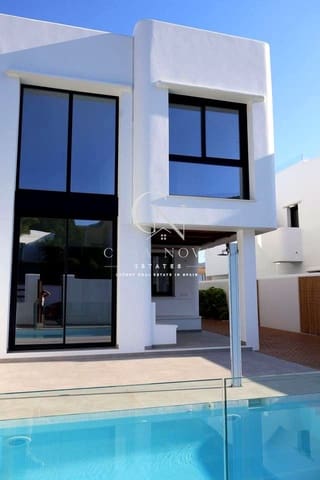 4 soveværelse Villa til salg i Albir, Alfaz del Pi / L'Alfàs del Pi med garage - € 895.000 (Ref: 9997933)