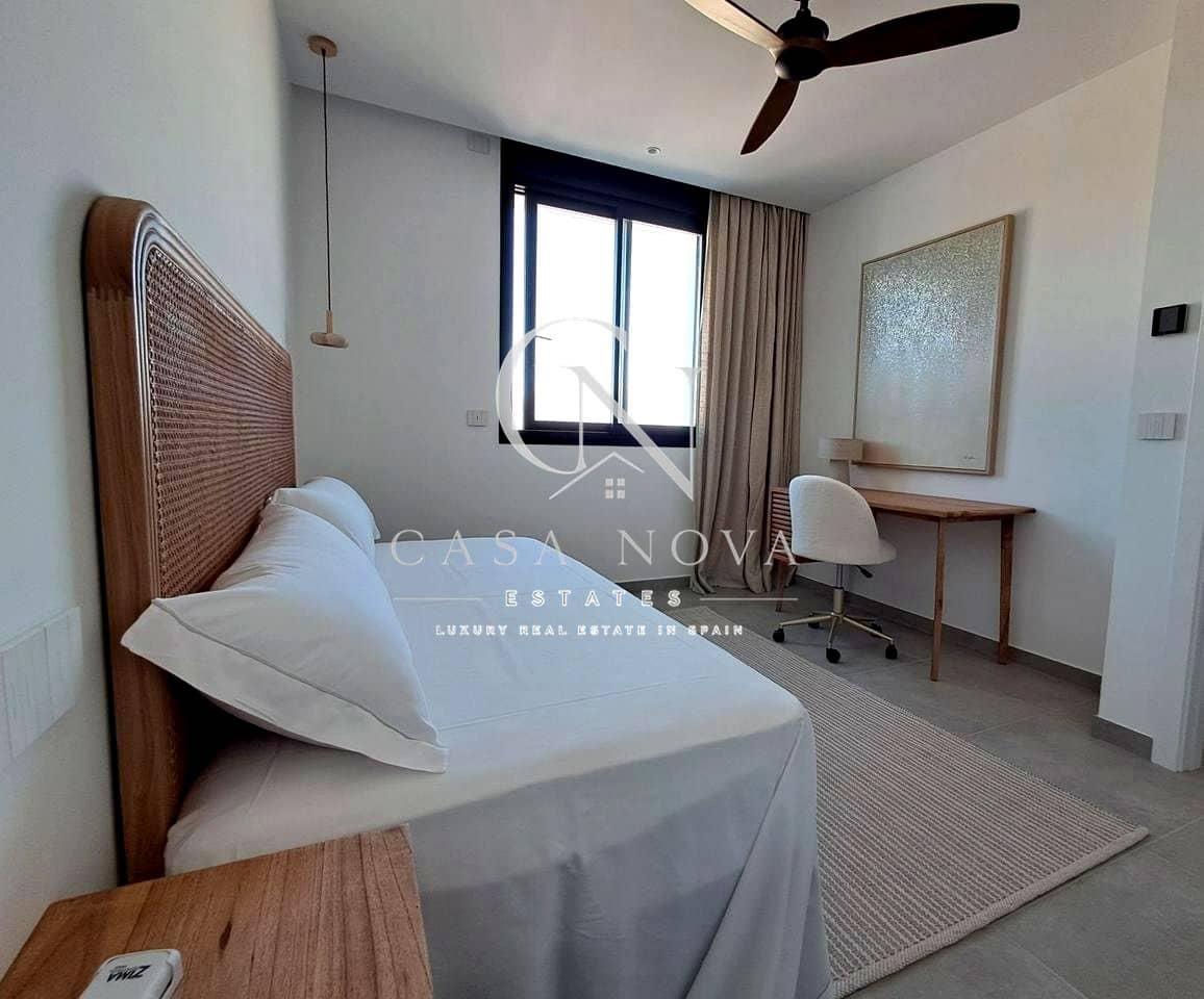 4 soveværelse Villa til salg i Alfaz del Pi / L'Alfas del Pi med garage - € 895.000 (Ref: 9997933)