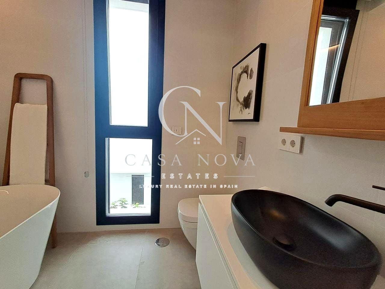 4 soveværelse Villa til salg i Alfaz del Pi / L'Alfas del Pi med garage - € 895.000 (Ref: 9997933)