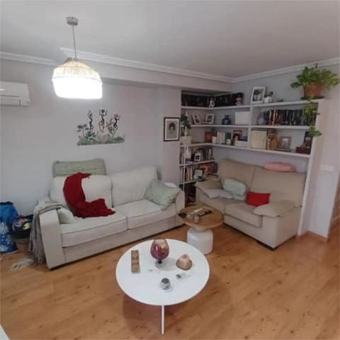 2 quarto Penthouse para venda em Benalúa, Alicante cidade com garagem - 284 000 € (Ref: 9961709)