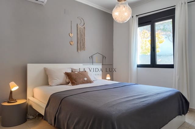5 chambre Villa/Maison à vendre à Cometa - Carrió, Calpe / Calp avec piscine garage - 785 000 € (Ref: 10112103)