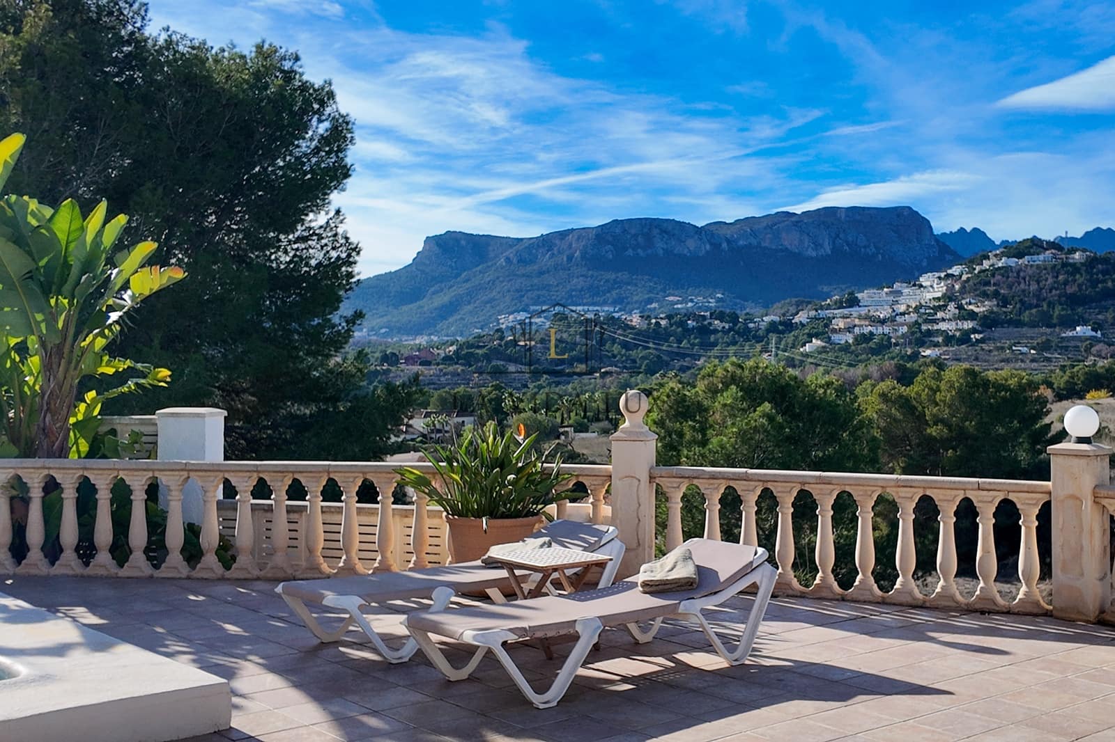 5 chambre Villa/Maison à vendre à Calpe / Calp avec piscine garage - 785 000 € (Ref: 10112103)