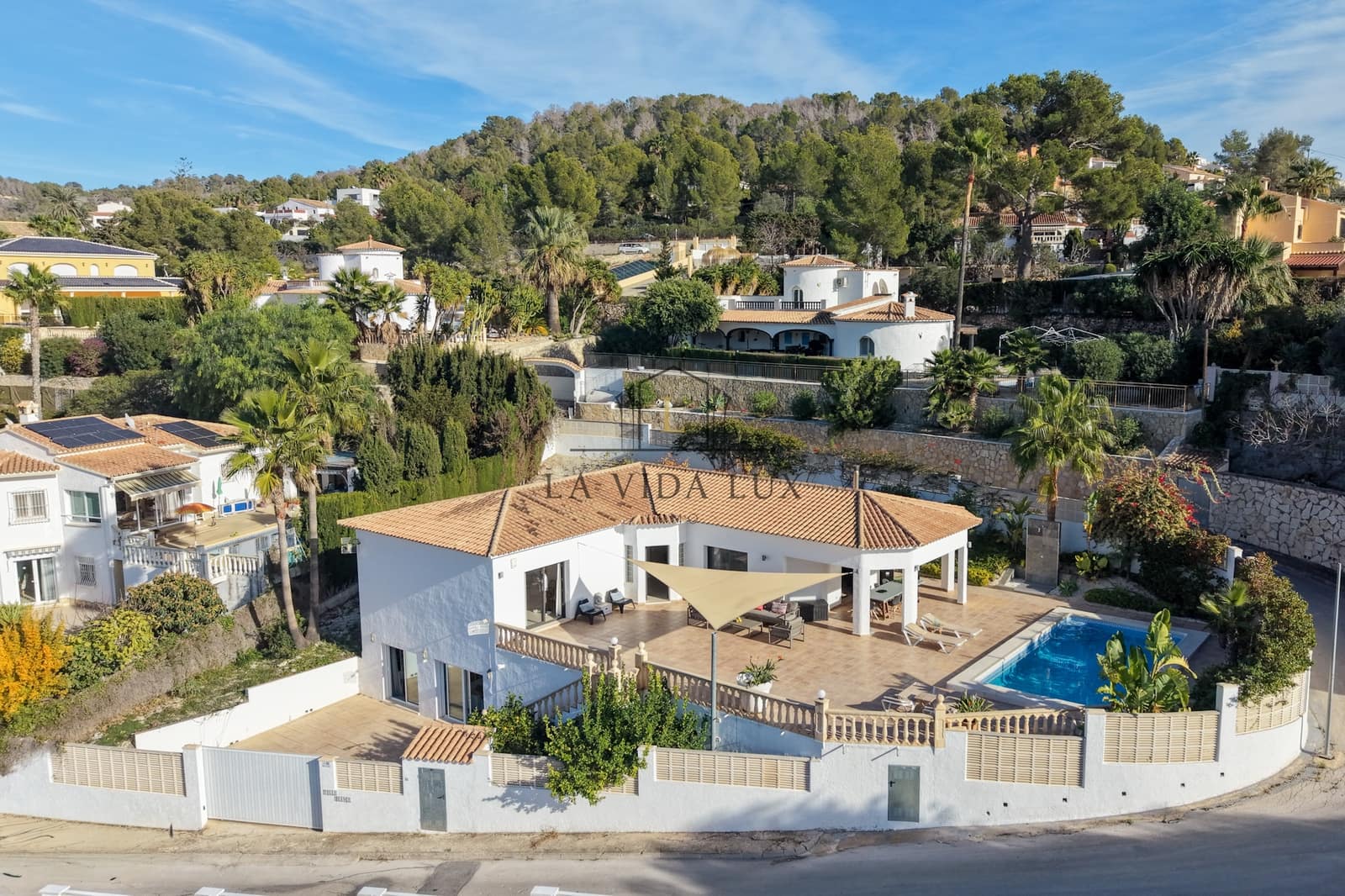 5 chambre Villa/Maison à vendre à Calpe / Calp avec piscine garage - 785 000 € (Ref: 10112103)