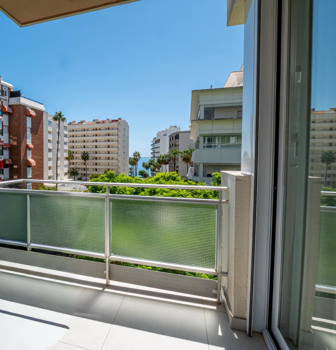 2 chambre Appartement à vendre à Marbella avec piscine - 649 000 € (Ref: 10113399)