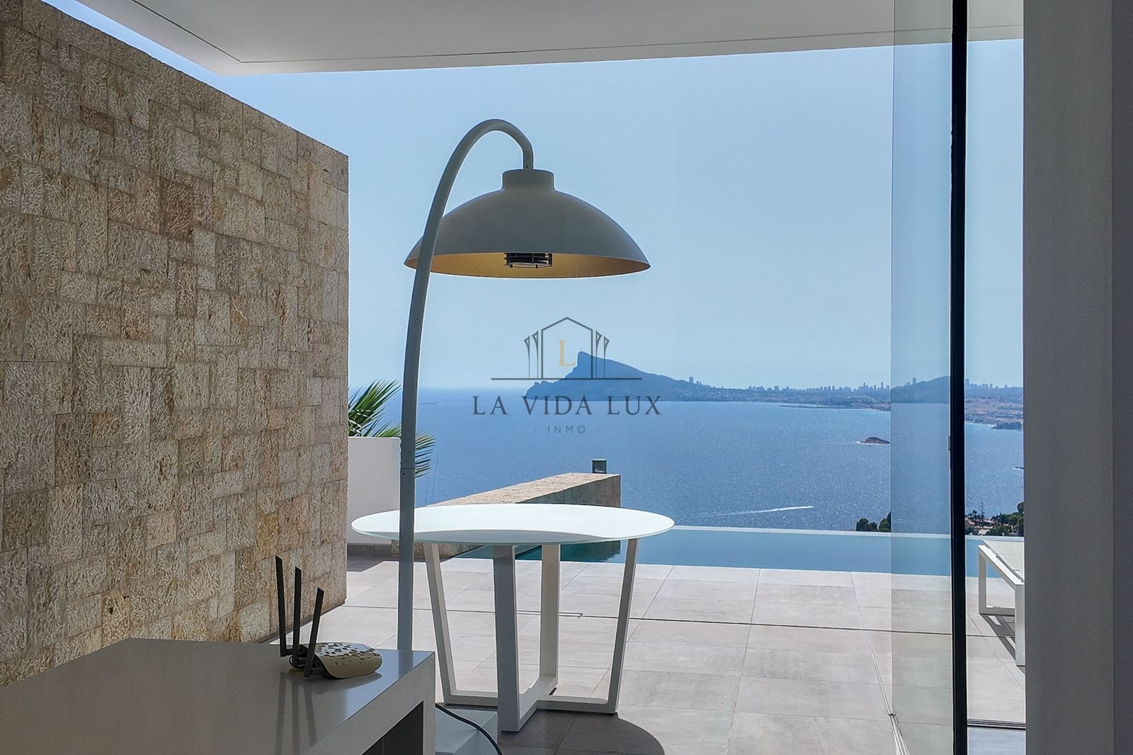 3 bedroom Villa for sale in Altea with pool garage - € 2,695,000 (Ref: 10113402)