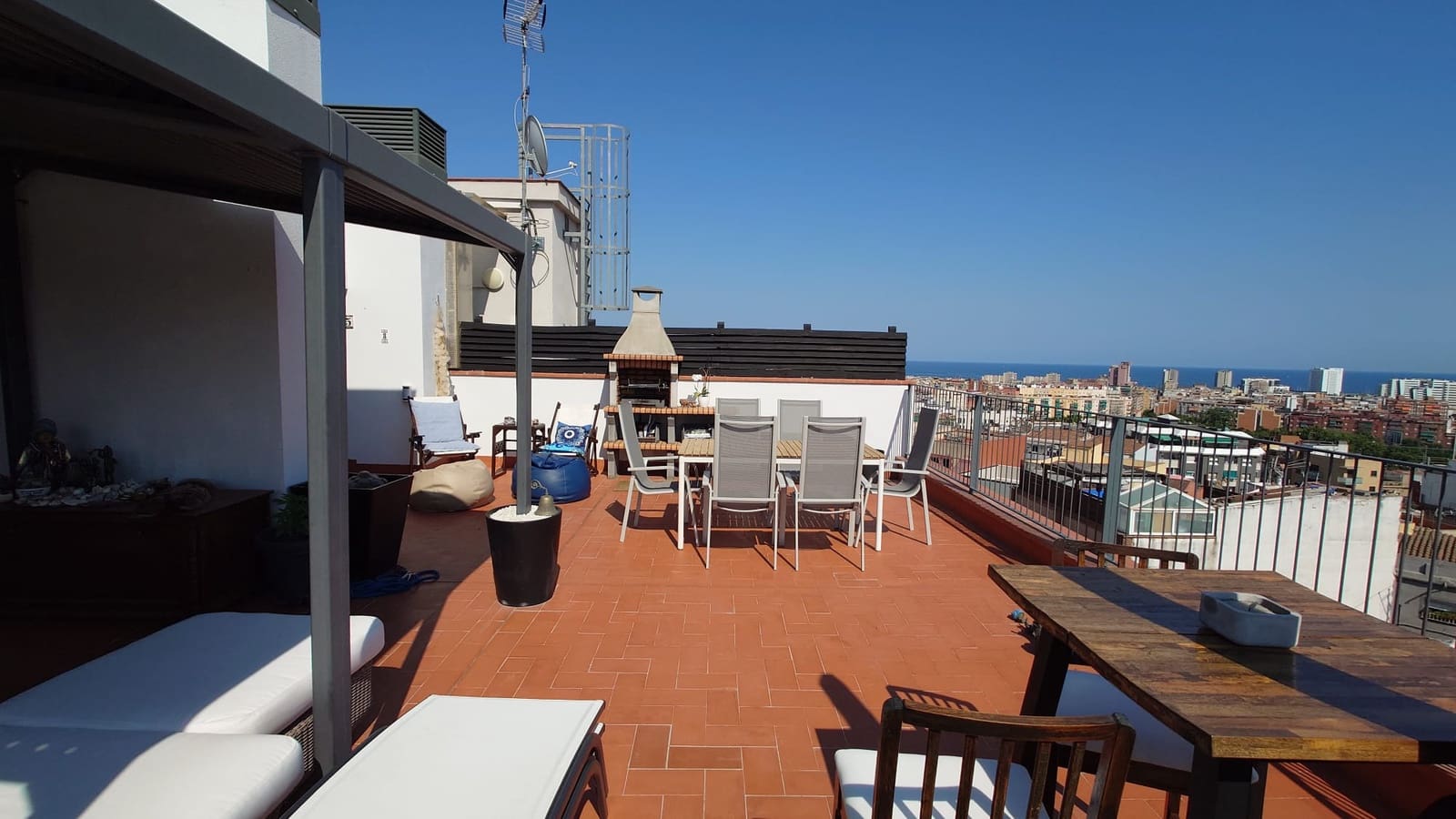 2 soveværelse Penthouse til salg i Badalona med garage - € 440.000 (Ref: 9965532)