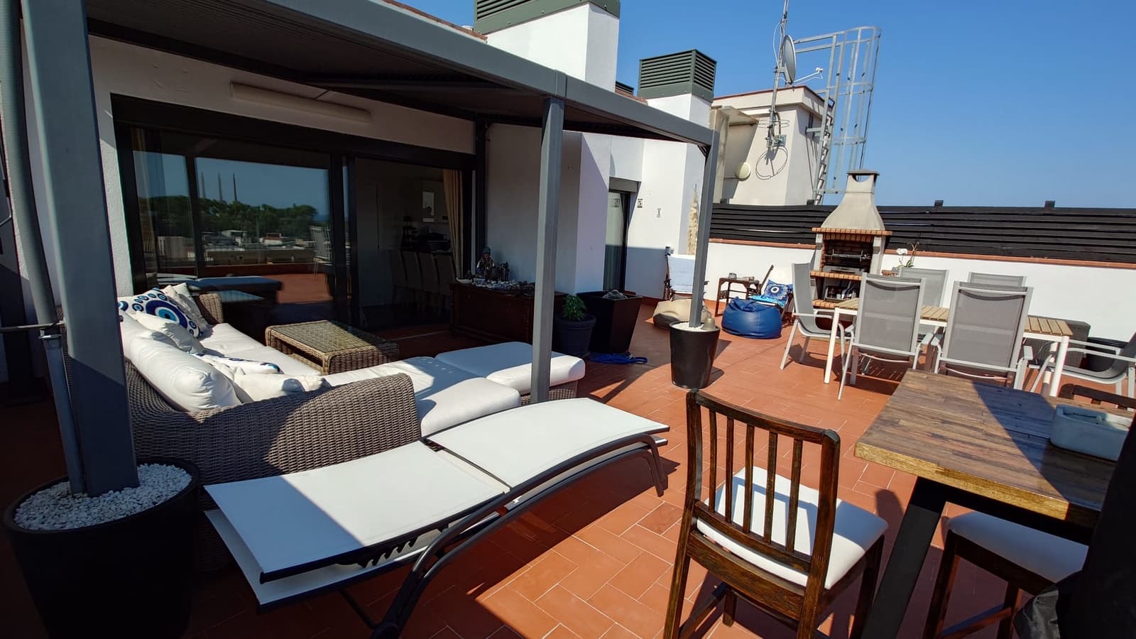 2 soveværelse Penthouse til salg i Badalona med garage - € 440.000 (Ref: 9965532)