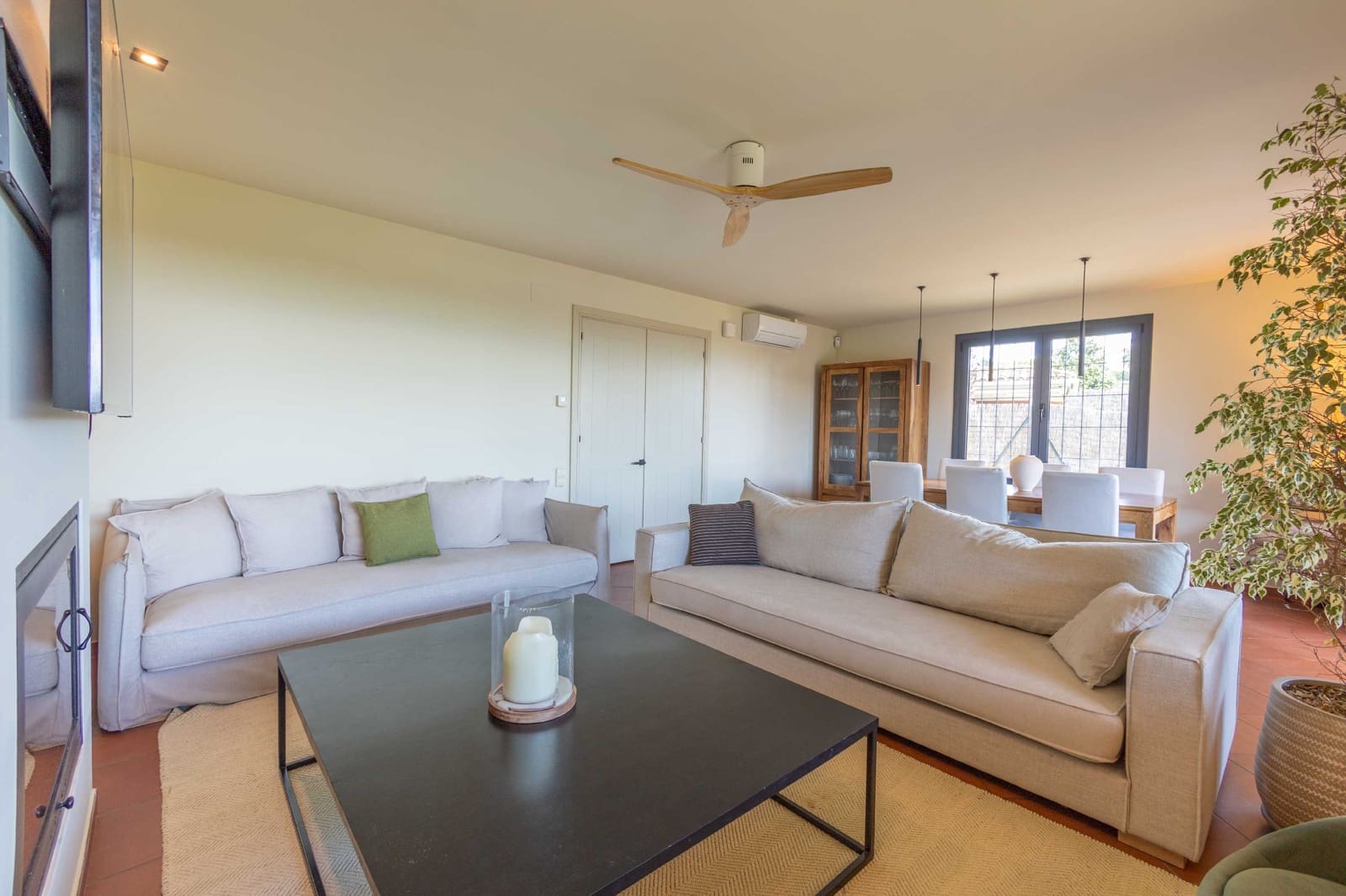 4 sovrum Villa till salu i Sant Vicenc de Montalt med pool garage - 1 250 000 € (Ref: 9974428)