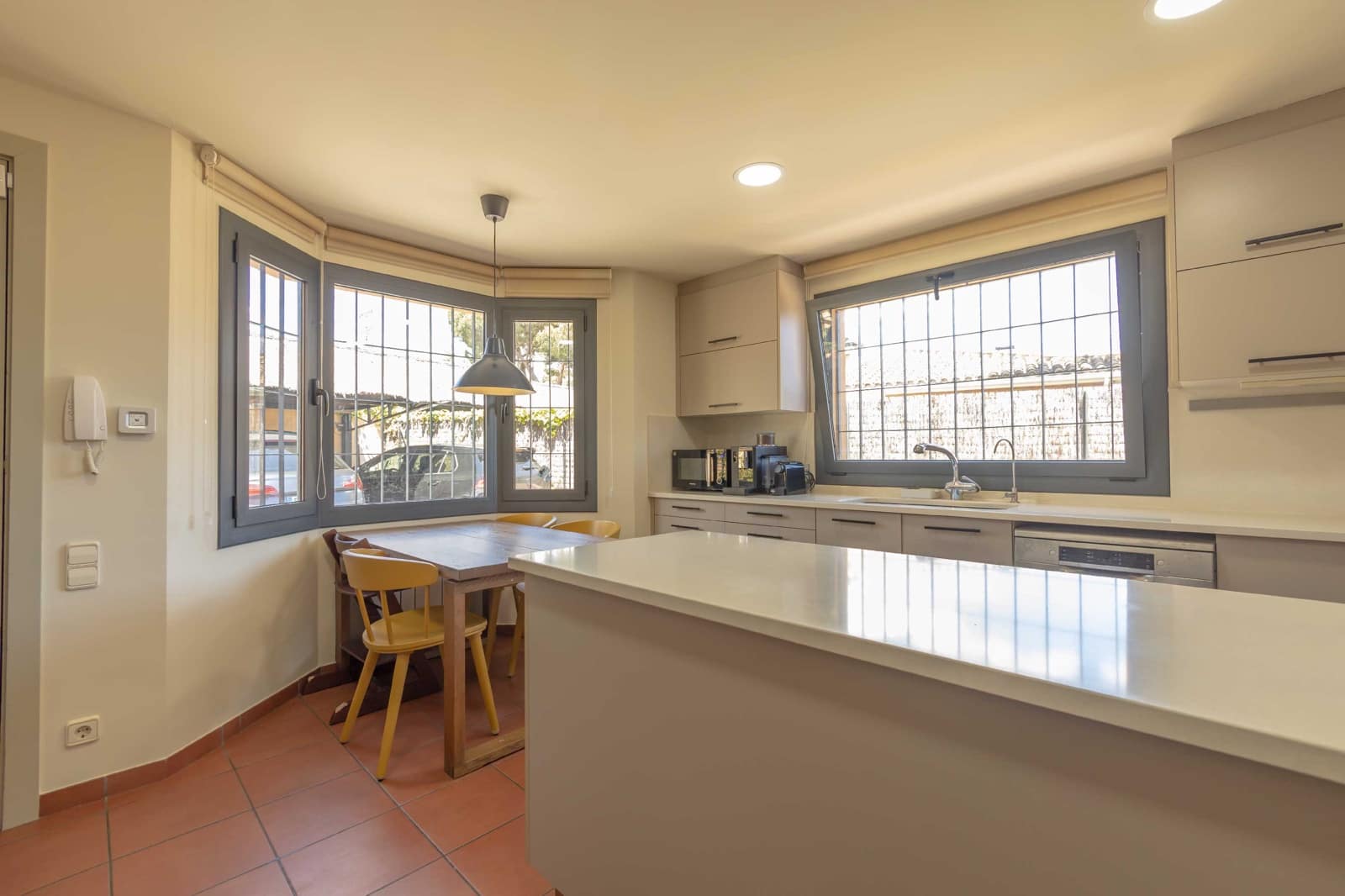 4 sovrum Villa till salu i Sant Vicenc de Montalt med pool garage - 1 250 000 € (Ref: 9974428)