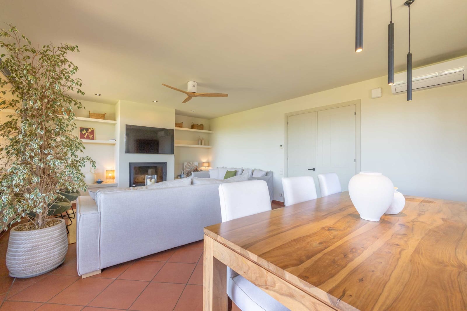 4 sovrum Villa till salu i Sant Vicenc de Montalt med pool garage - 1 250 000 € (Ref: 9974428)