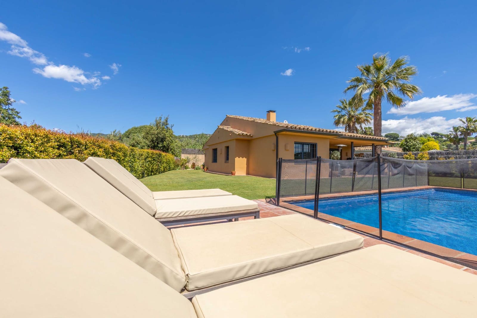4 sovrum Villa till salu i Sant Vicenc de Montalt med pool garage - 1 250 000 € (Ref: 9974428)