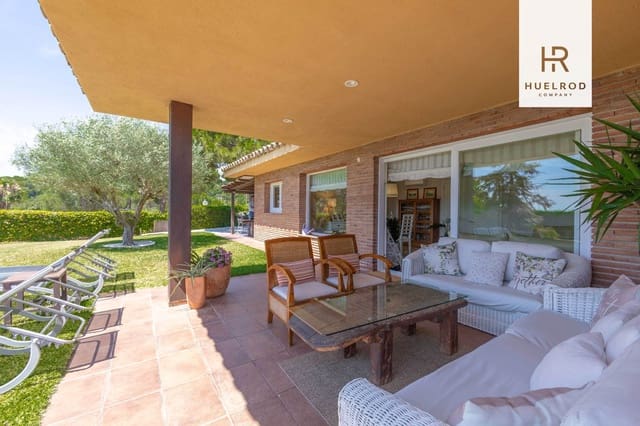 4 soverom Villa til salgs i Sant Vicenç de Montalt med svømmebasseng - € 1 100 000 (Ref: 9974431)
