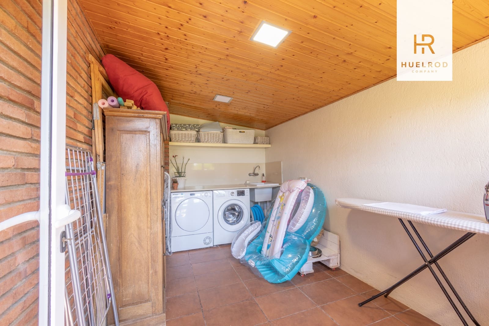 4 sovrum Villa till salu i Sant Vicenc de Montalt med pool - 1 100 000 € (Ref: 9974431)