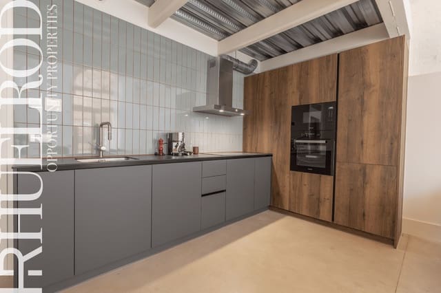 2 soverom Loft til salgs i Provençals del Poblenou, Barcelona by - € 950 000 (Ref: 9975872)