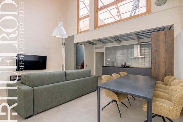 2 soverom Loft til salgs i Provençals del Poblenou, Barcelona by - € 950 000 (Ref: 9975872)