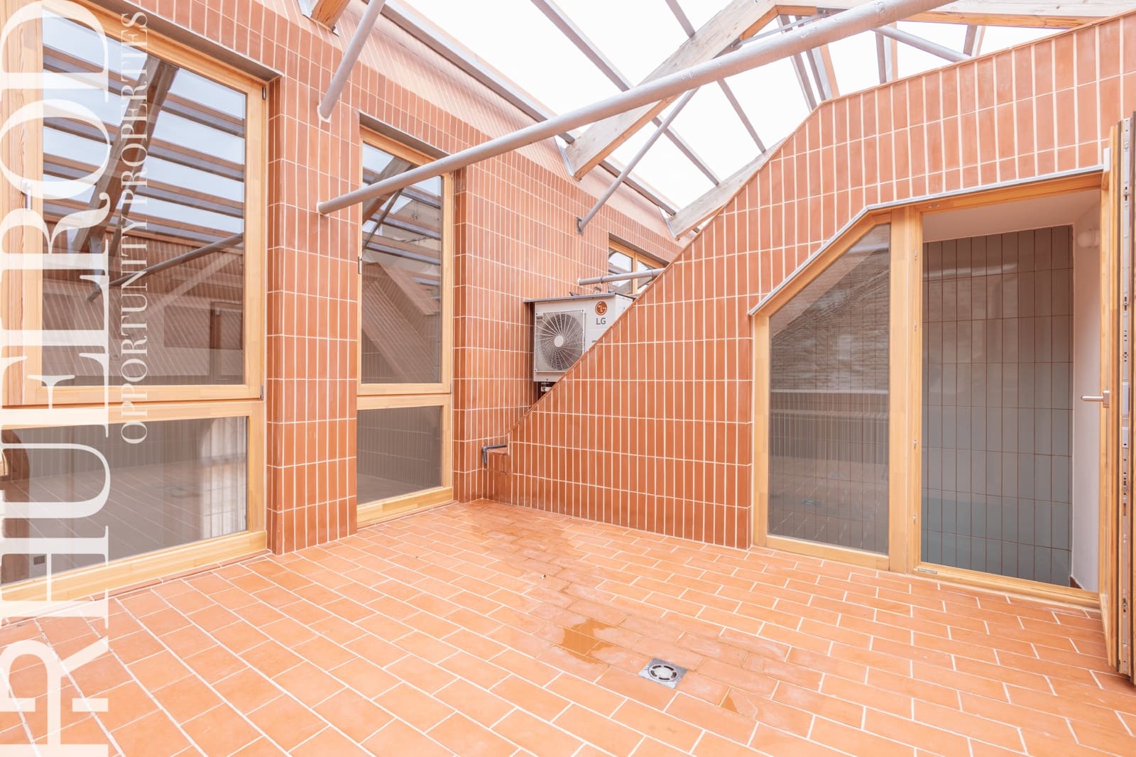 2 soverom Loft til salgs i Barcelona by - € 950 000 (Ref: 9975872)