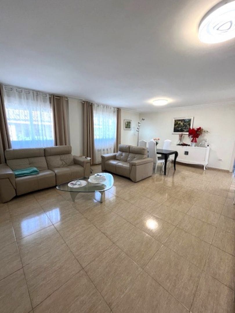 6 sypialnia Willa na sprzedaż w La Manga del Mar Menor z basenem garażem - 610 000 € (Ref: 10094656)
