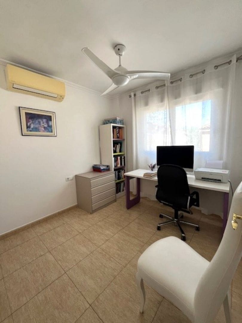 6 sypialnia Willa na sprzedaż w La Manga del Mar Menor z basenem garażem - 610 000 € (Ref: 10094656)