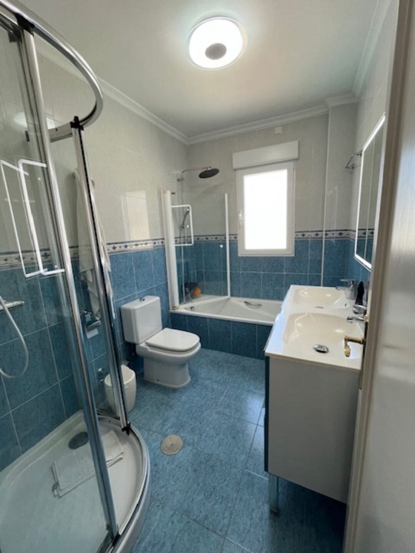 6 sypialnia Willa na sprzedaż w La Manga del Mar Menor z basenem garażem - 610 000 € (Ref: 10094656)