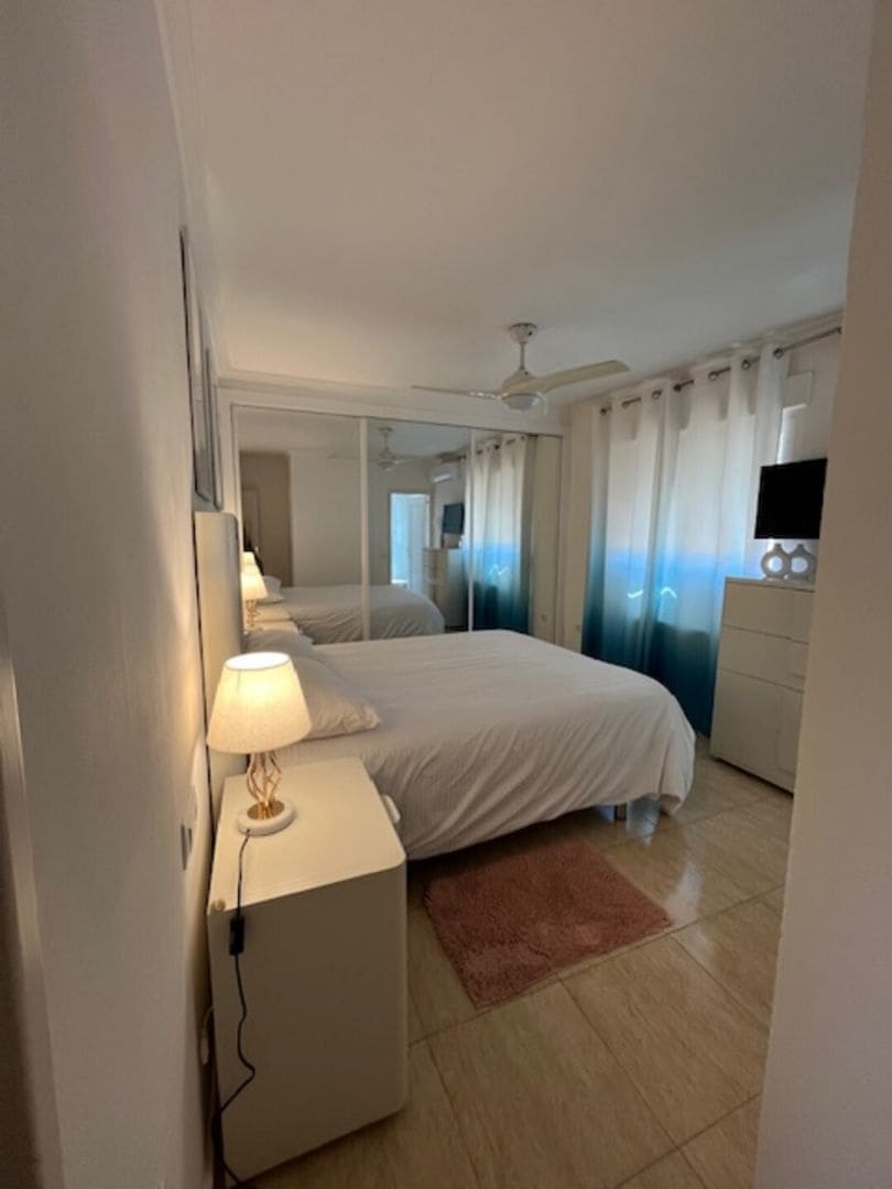 6 sypialnia Willa na sprzedaż w La Manga del Mar Menor z basenem garażem - 610 000 € (Ref: 10094656)