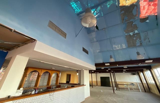 Komercyjne na sprzedaż w La Manga del Mar Menor - 191 000 € (Ref: 10094665)