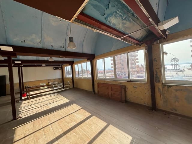 Komercyjne na sprzedaż w La Manga del Mar Menor - 191 000 € (Ref: 10094665)