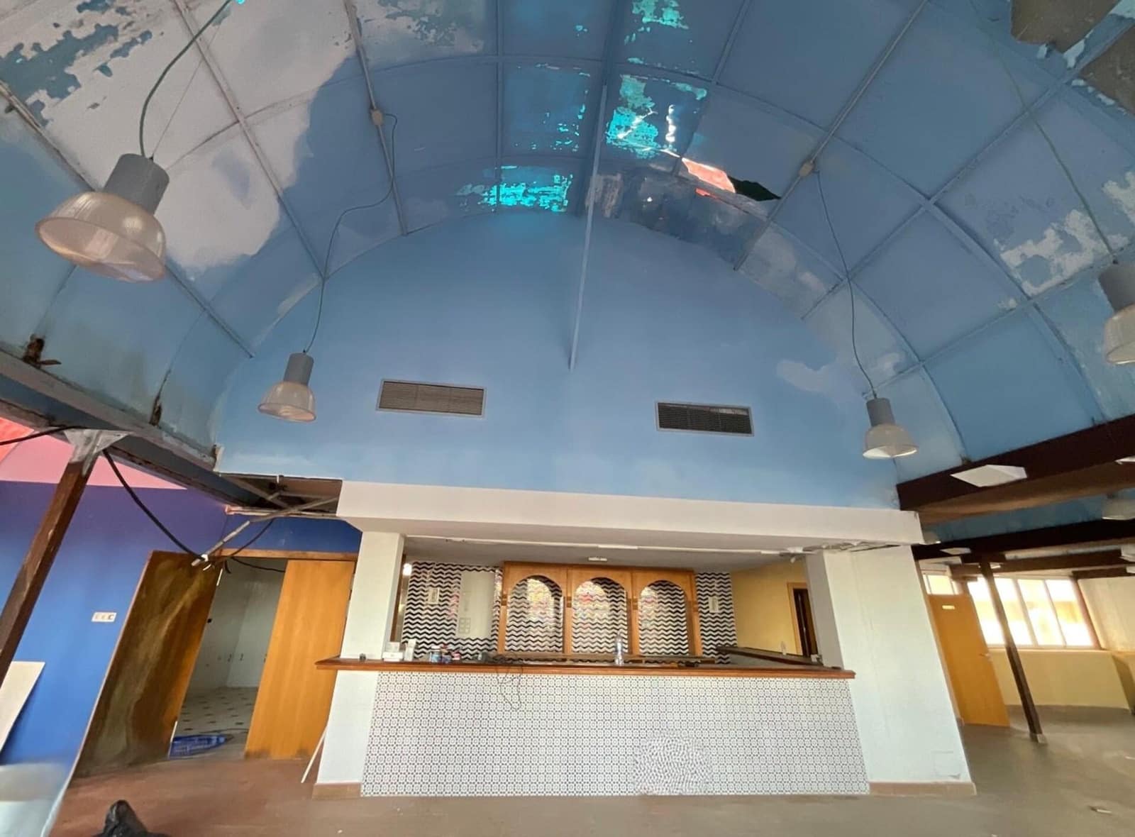 Komercyjne na sprzedaż w La Manga del Mar Menor - 191 000 € (Ref: 10094665)