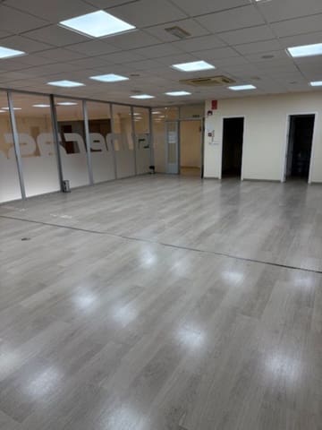 Business for sale in Cartagena - € 800,000 (Ref: 10094666)