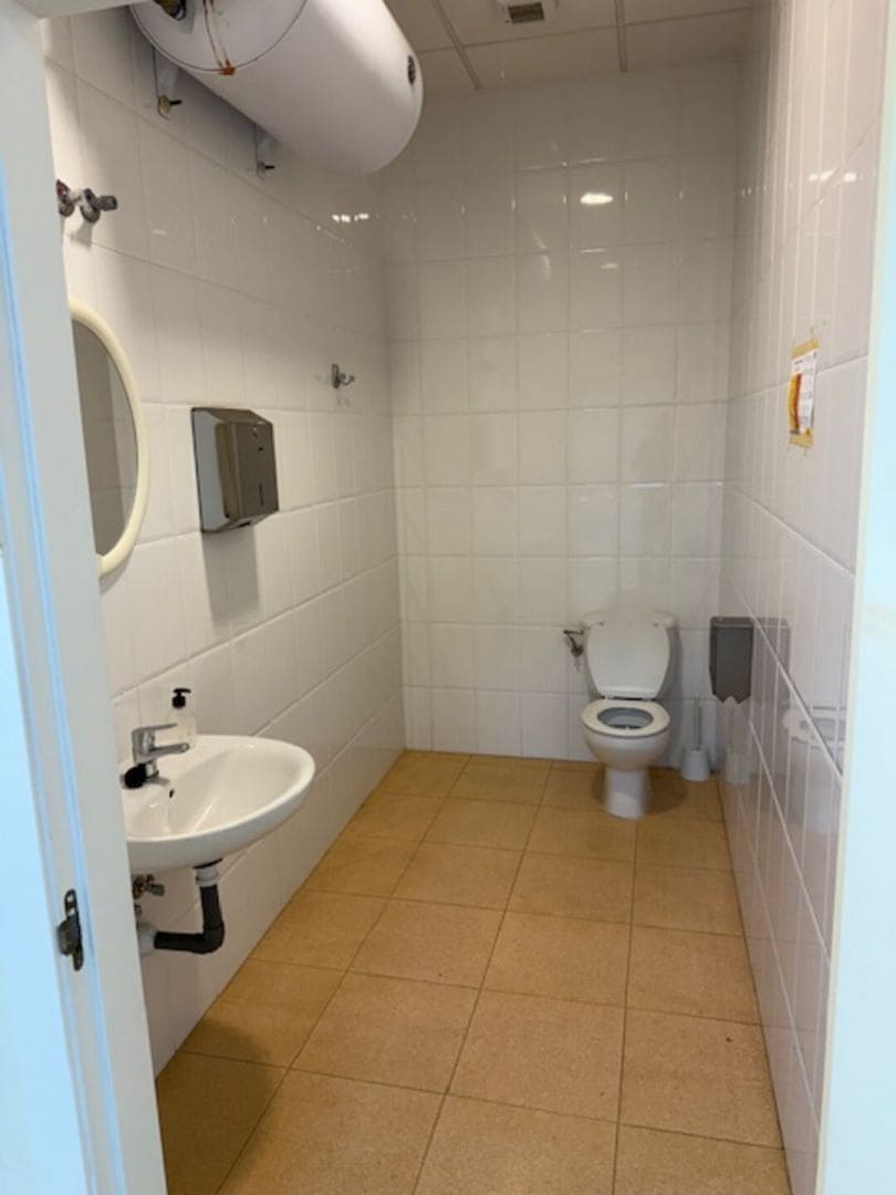 Business for sale in Cartagena - € 800,000 (Ref: 10094666)