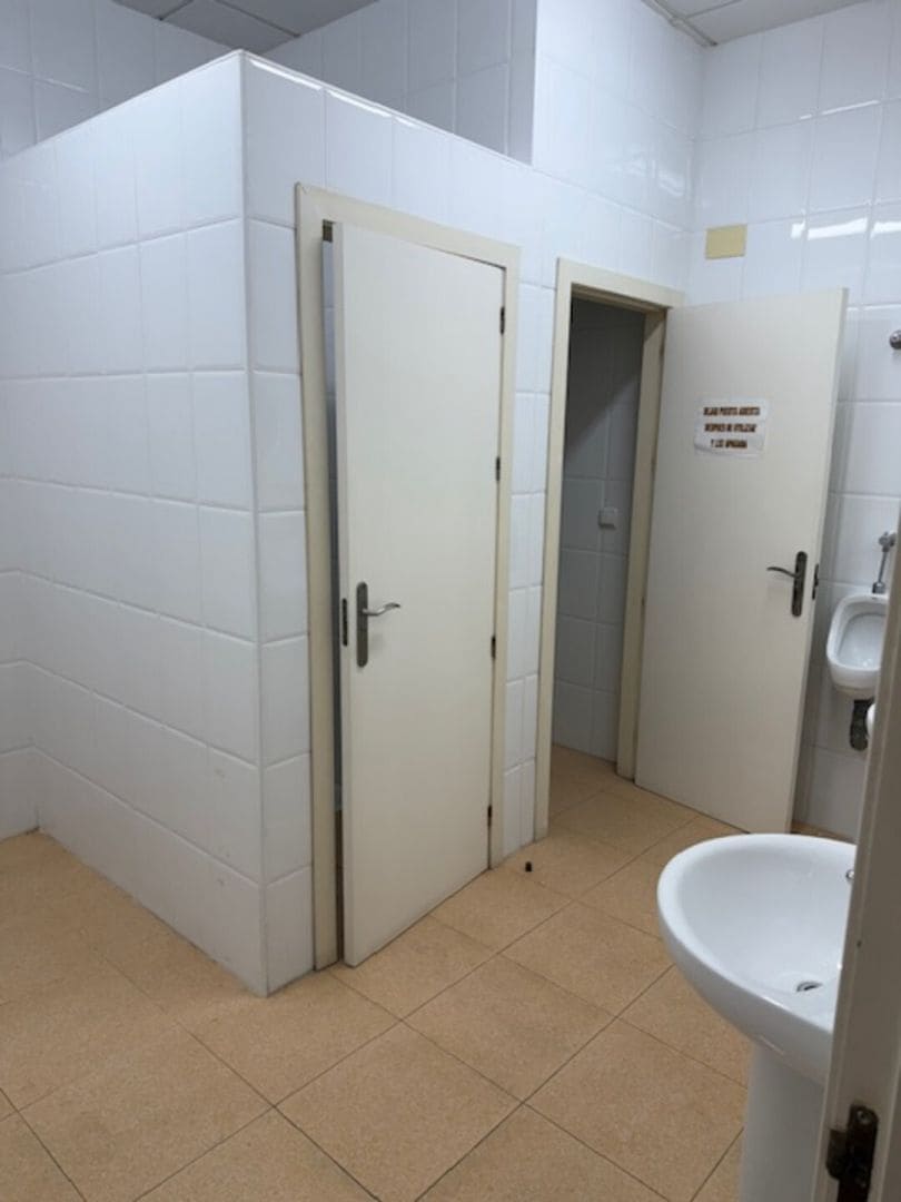 Business for sale in Cartagena - € 800,000 (Ref: 10094666)