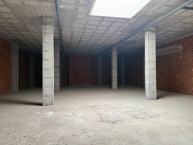 Erhverv til leje i Cartagena - € 2.500 (Ref: 10094673)