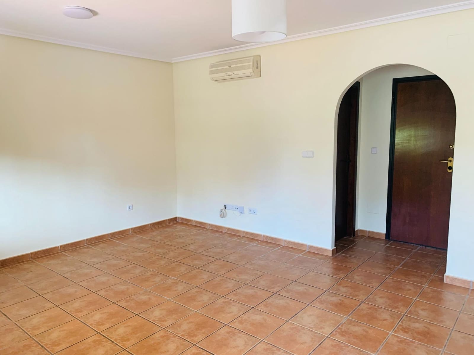 3 chambre Appartement à vendre à Roda - 280 000 € (Ref: 10094674)